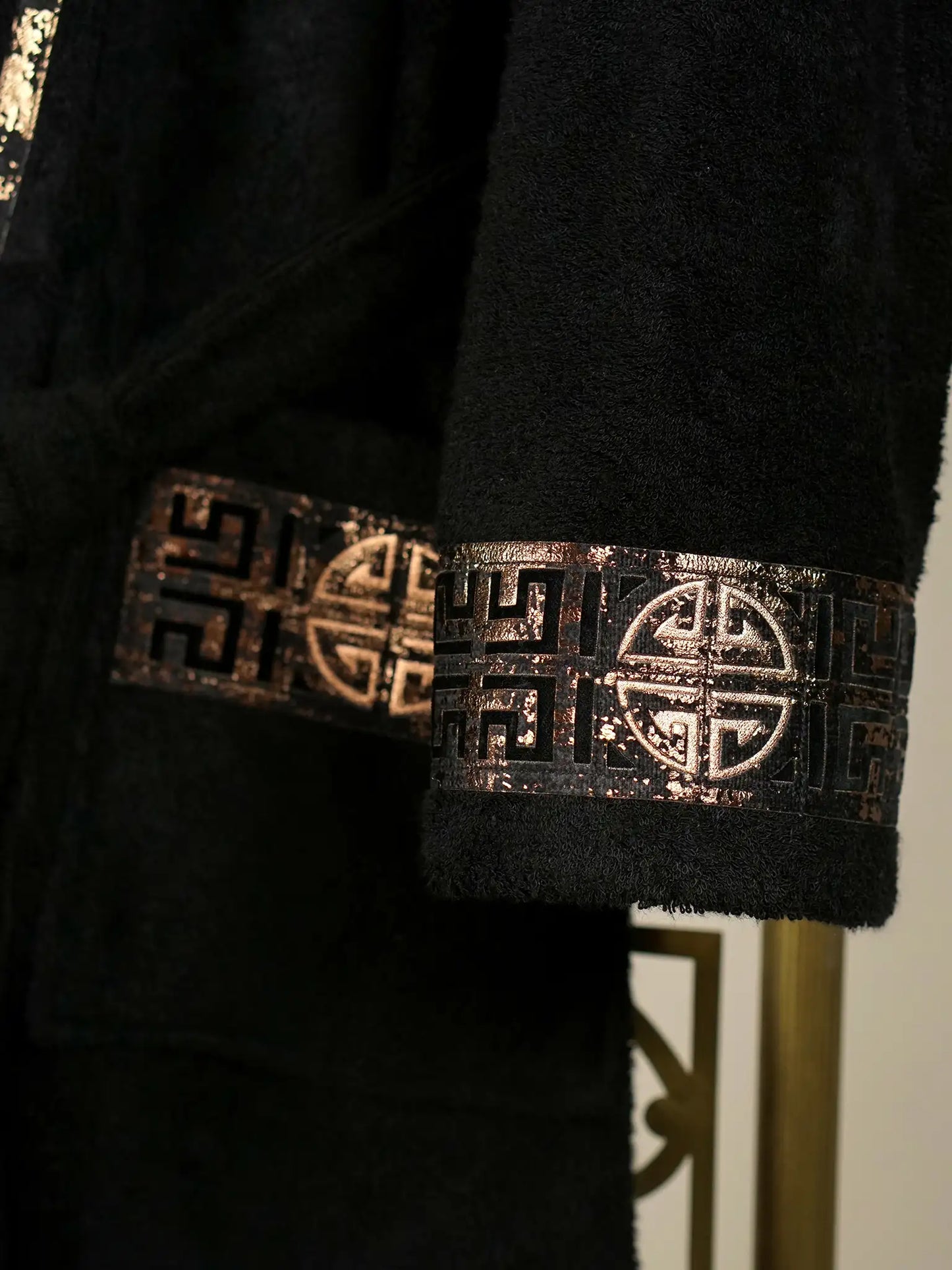Hera Black Bathrobe (His)