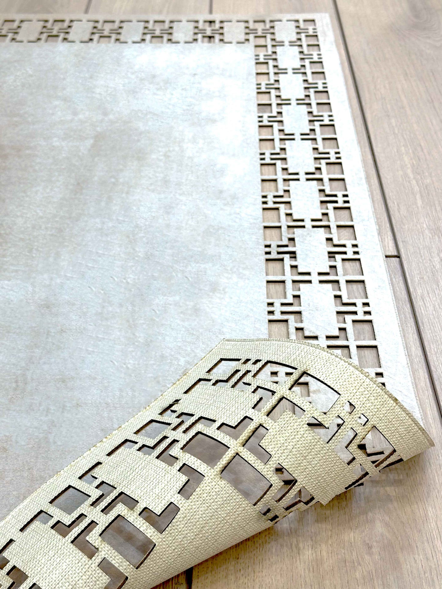 Emel Rug