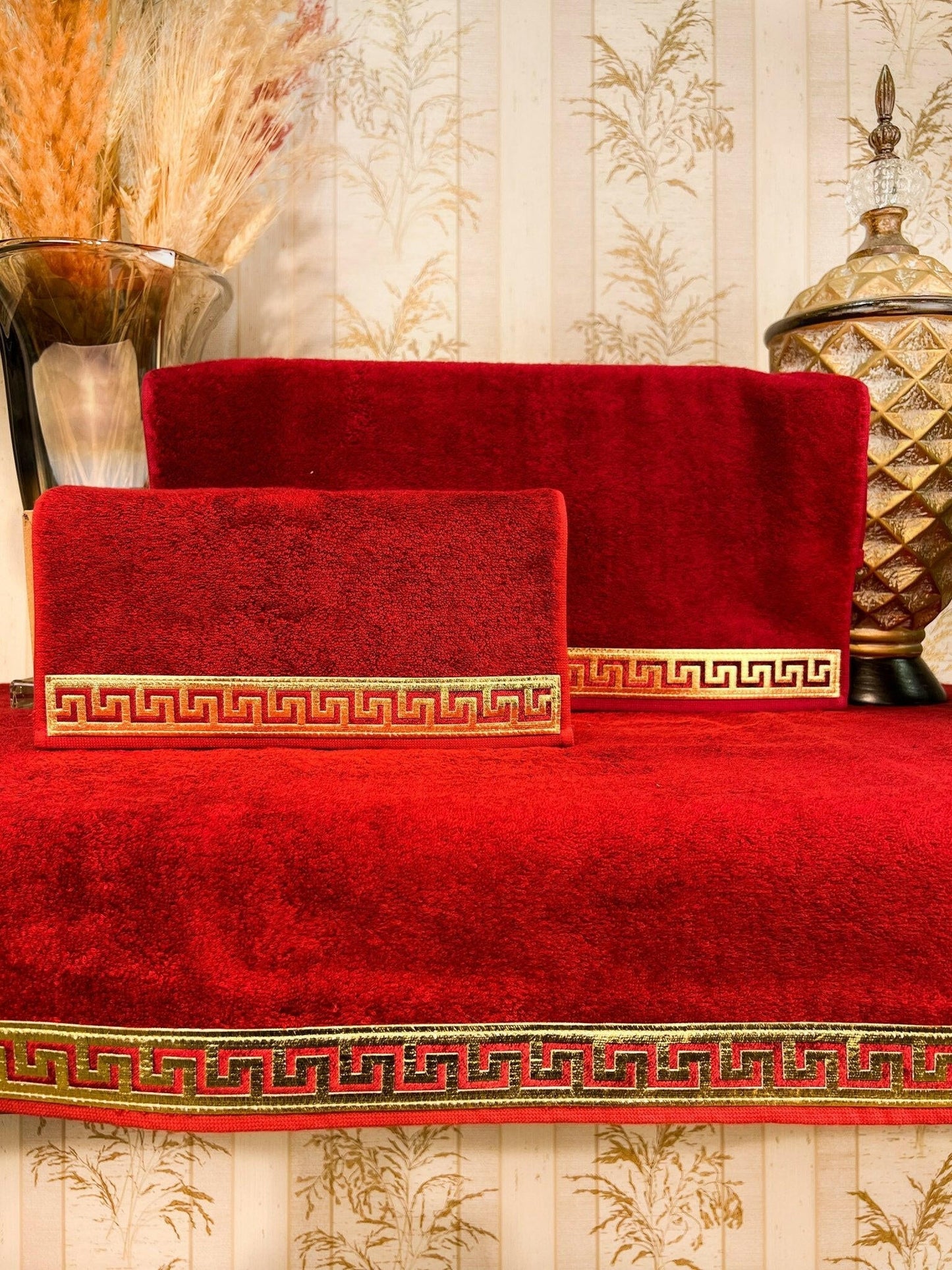 Anka Burgundy Towel Set