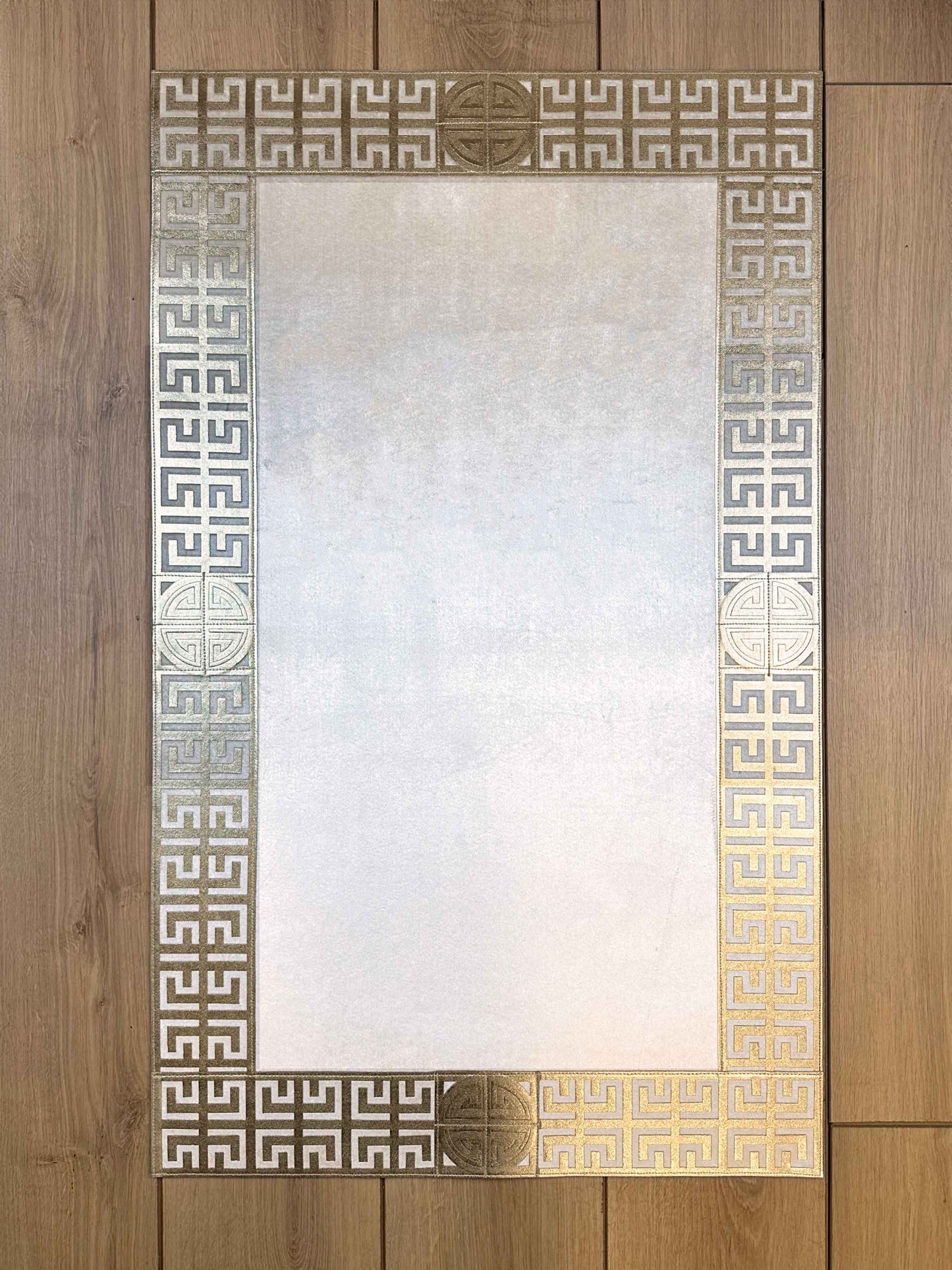 Hera Premium Rug