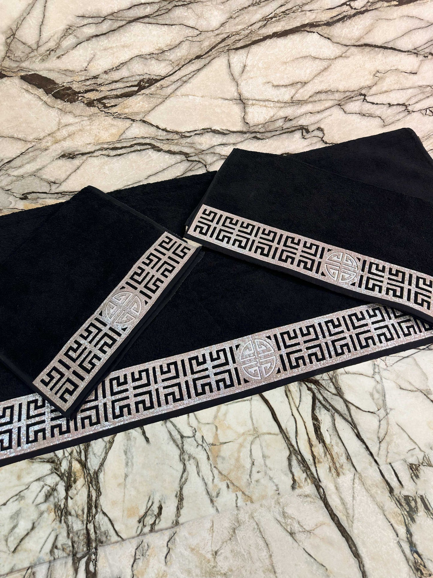 Hera Towel Set
