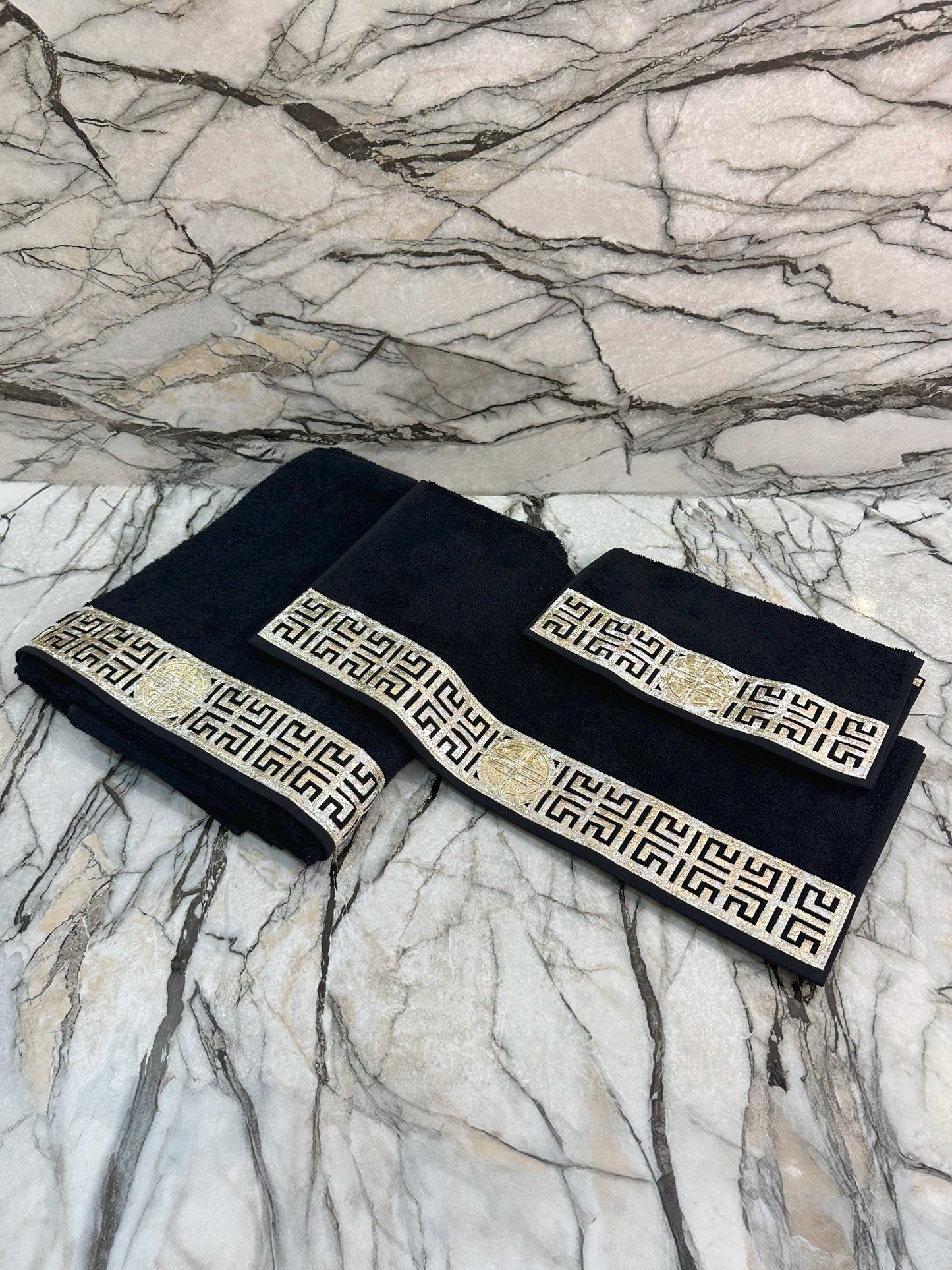 Hera Towel Set