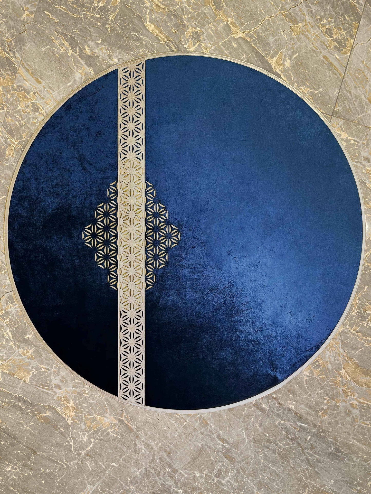 Yildiz Round Rug