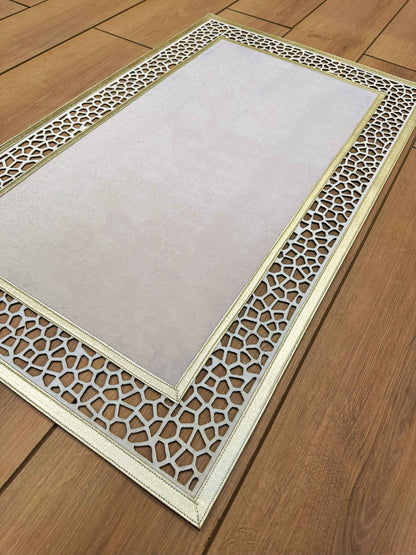 Esin Rug