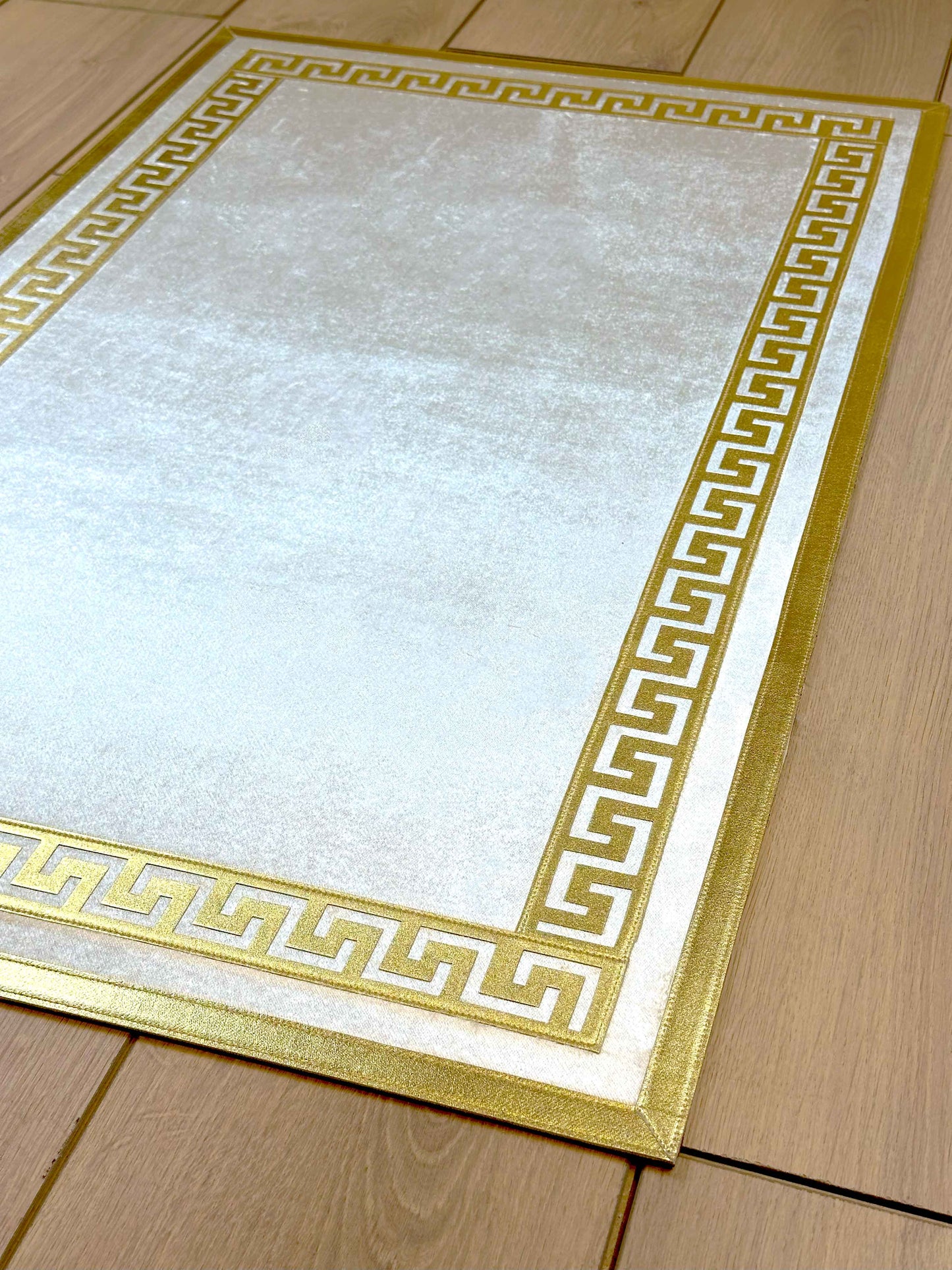Anka Rug