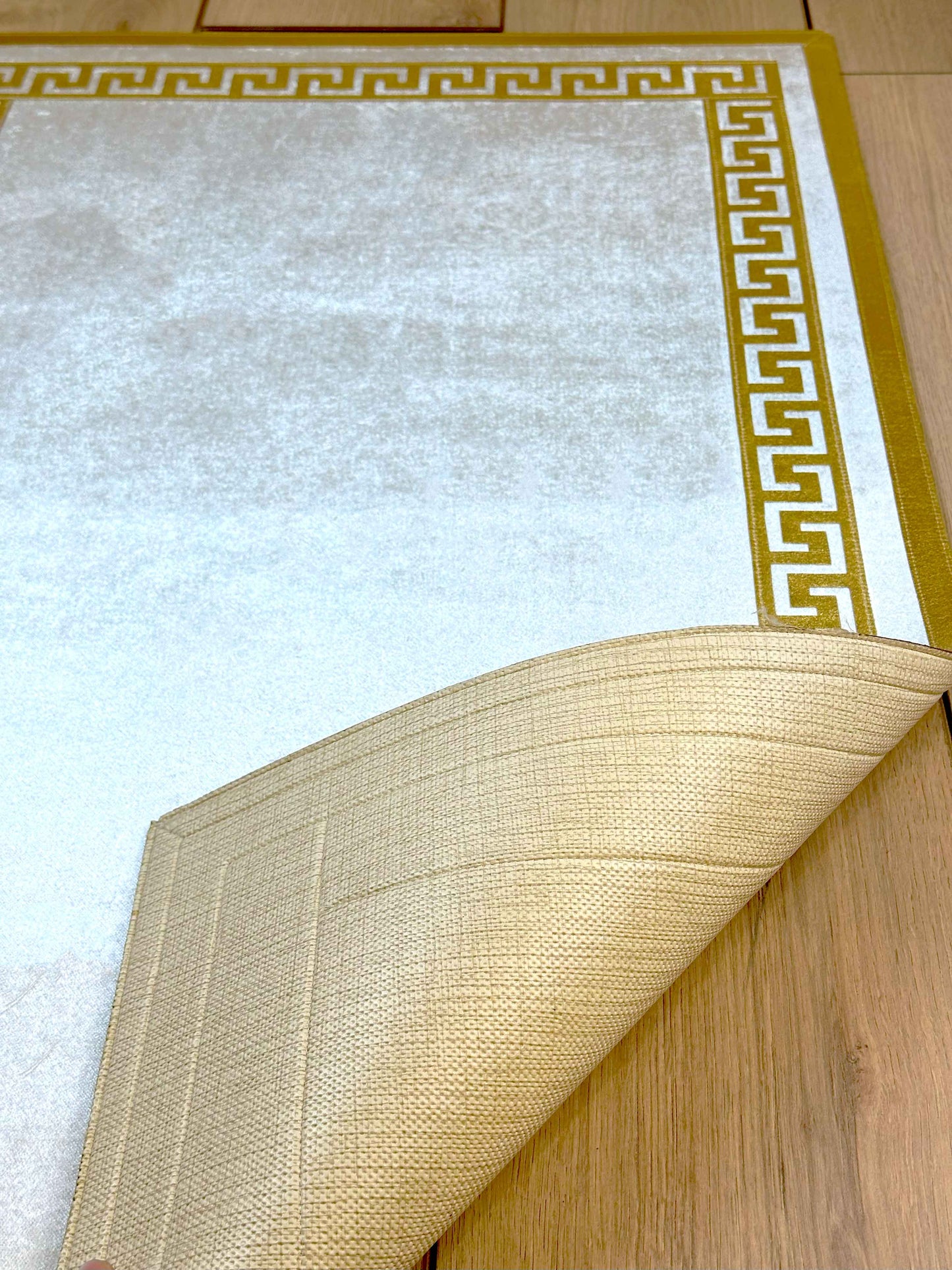 Anka Rug