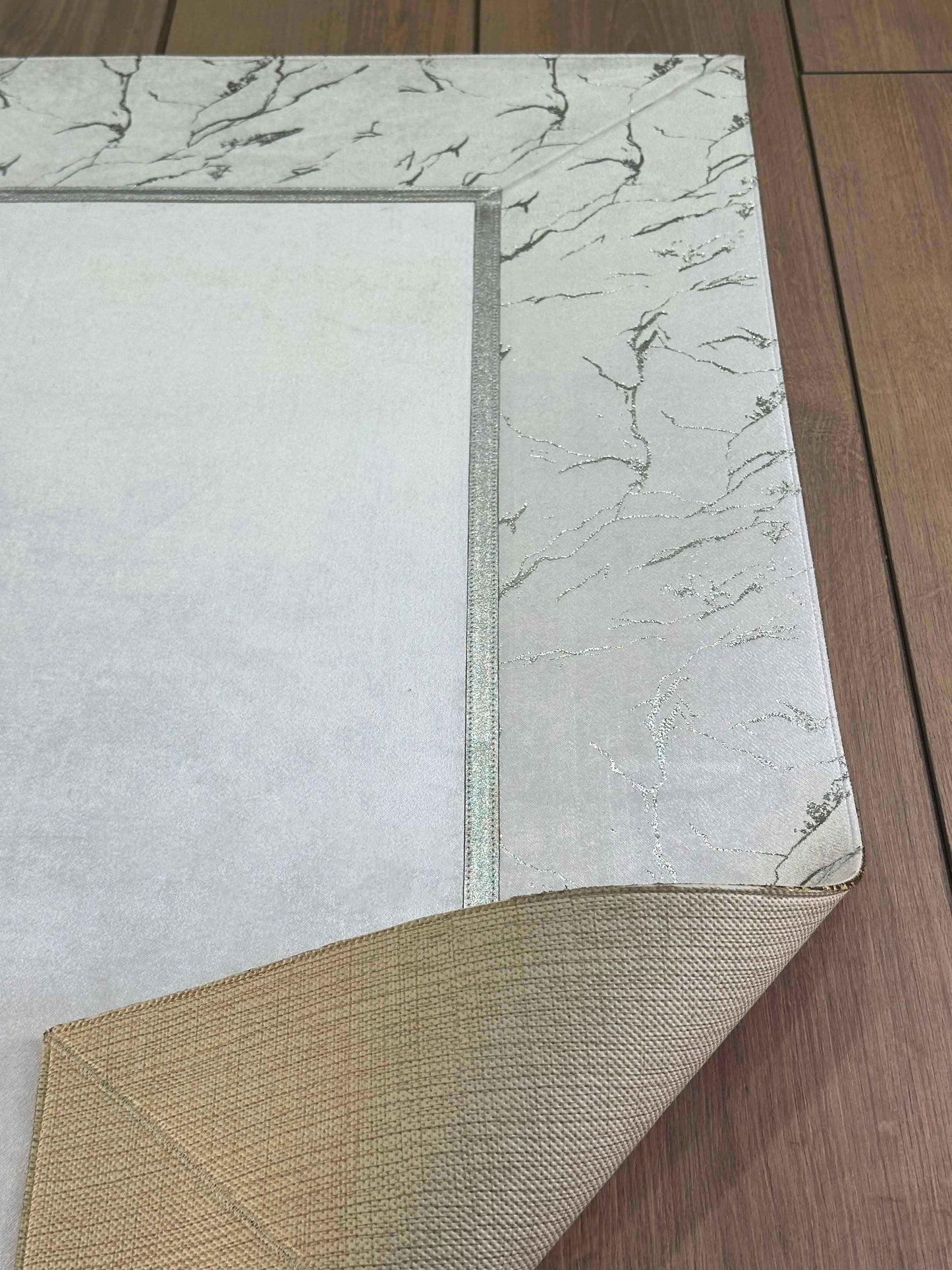 Asya Rug