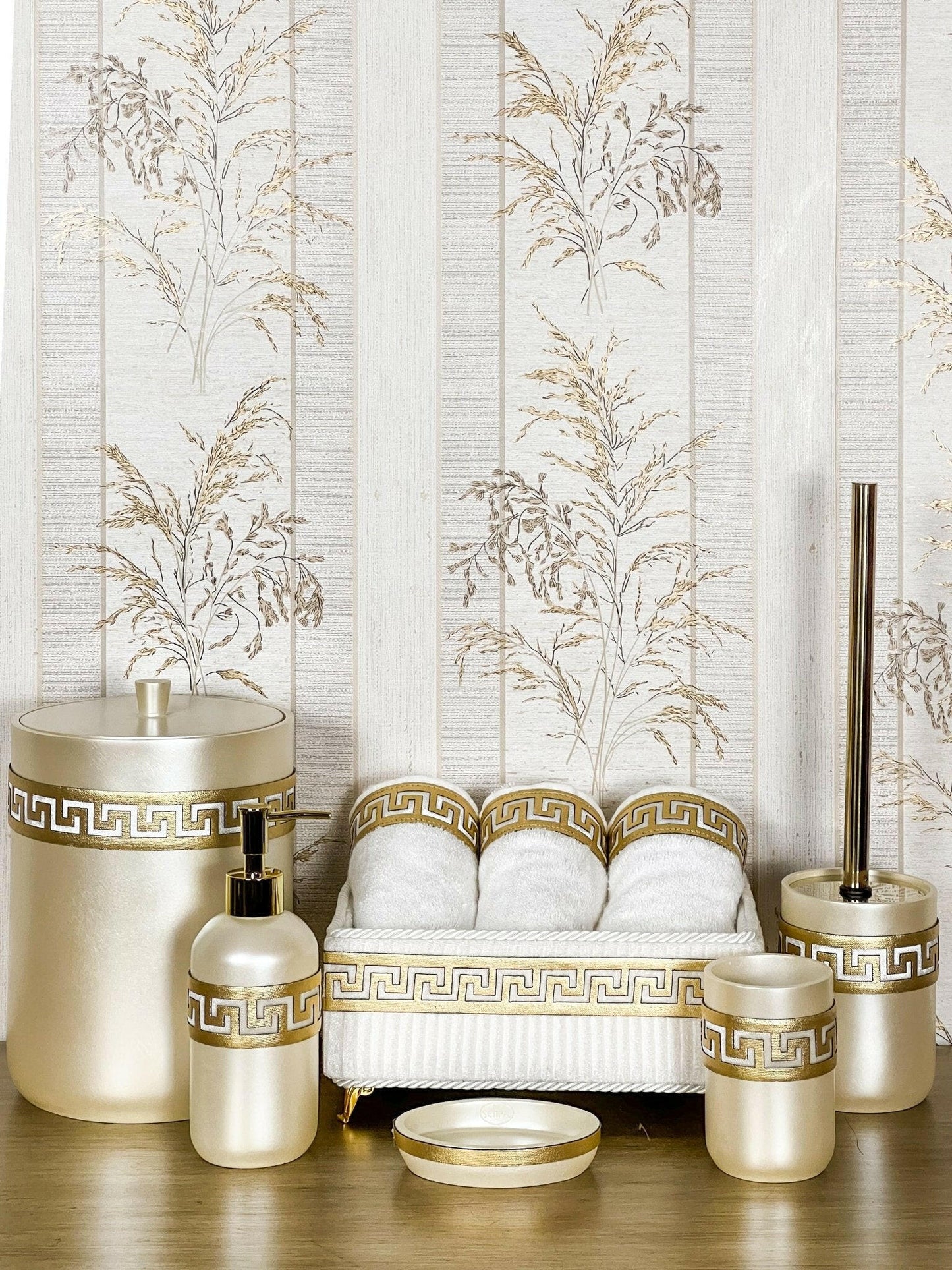 Anka Cream & Gold Bathroom Set