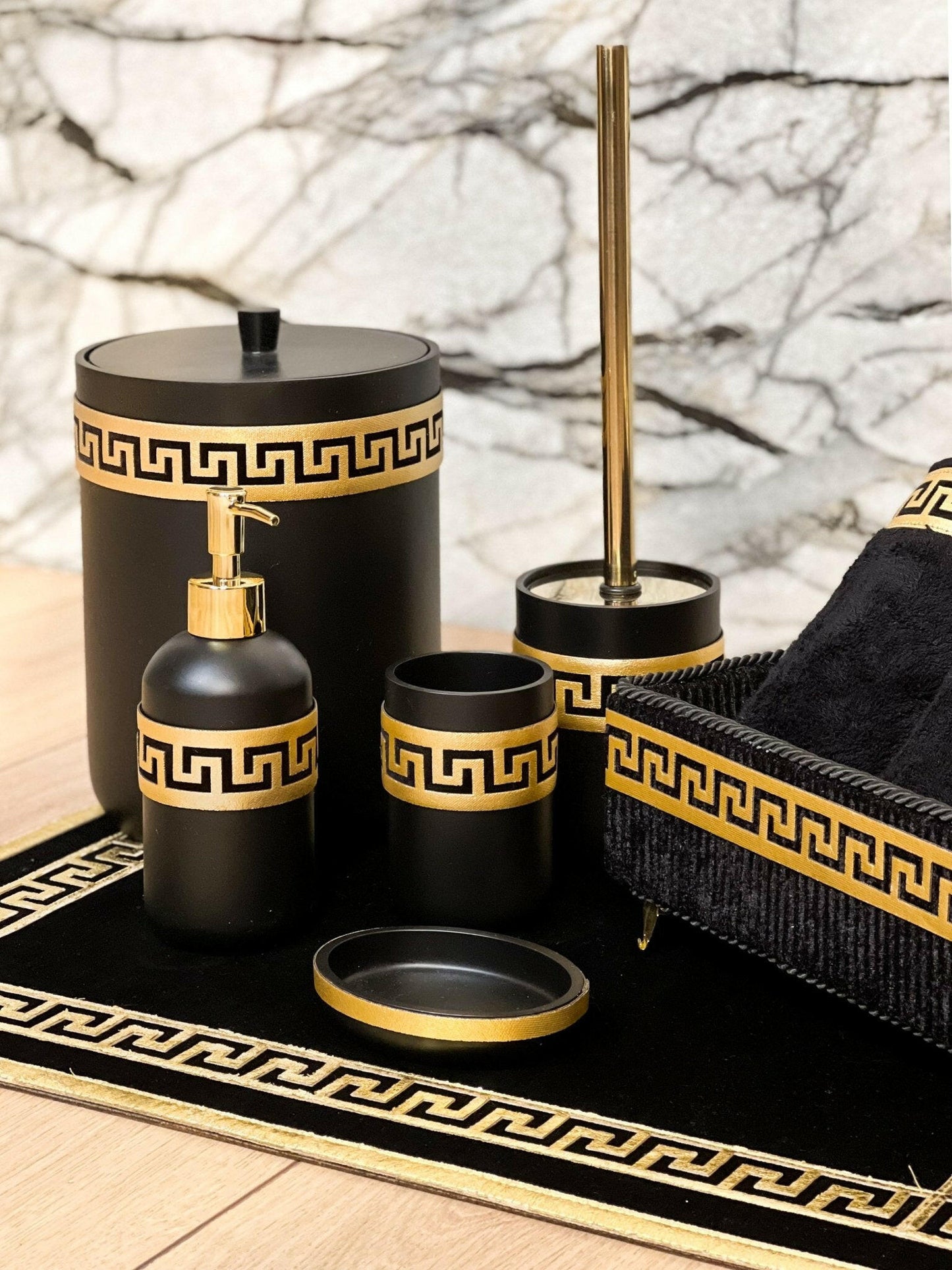 Anka Exclusive Bathroom Set