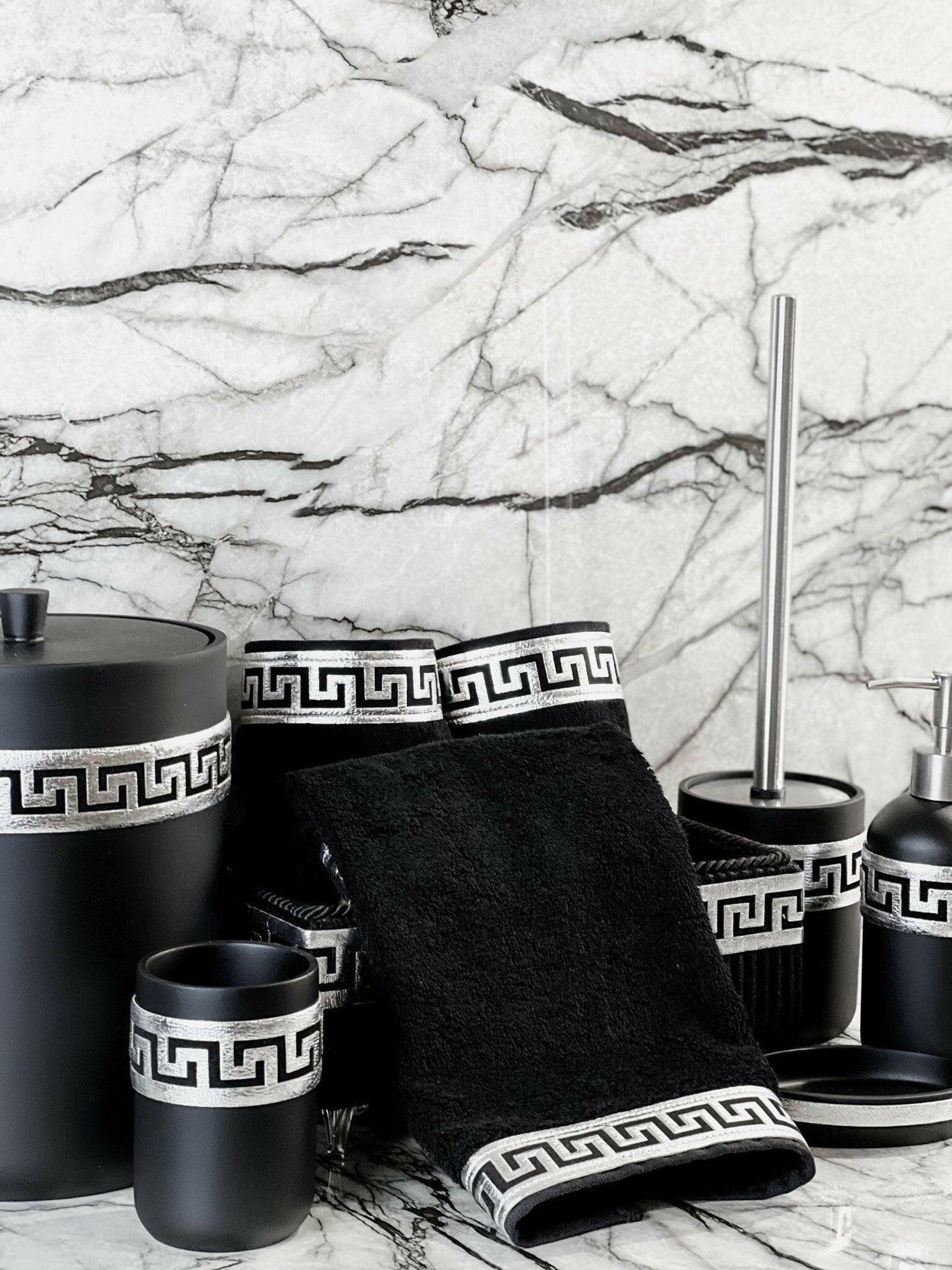 Anka Exclusive Black & Silver Bathroom Set