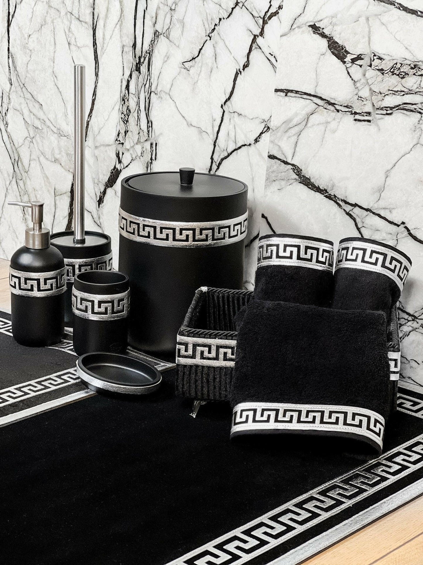 Anka Exclusive Black & Silver Bathroom Set