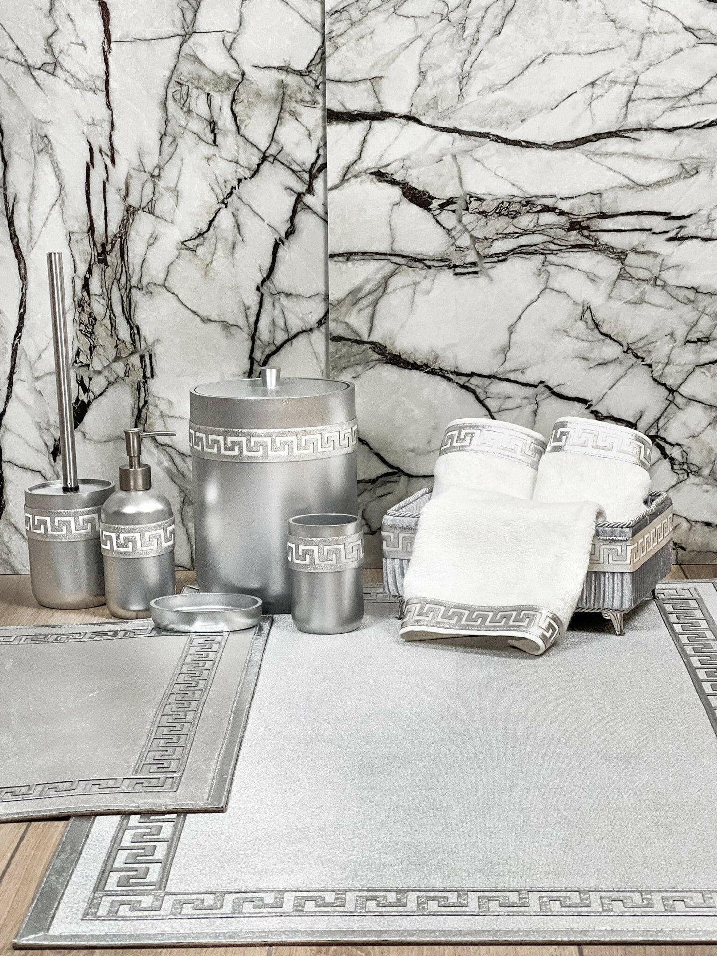 Anka Grey & Silver Bathroom Set