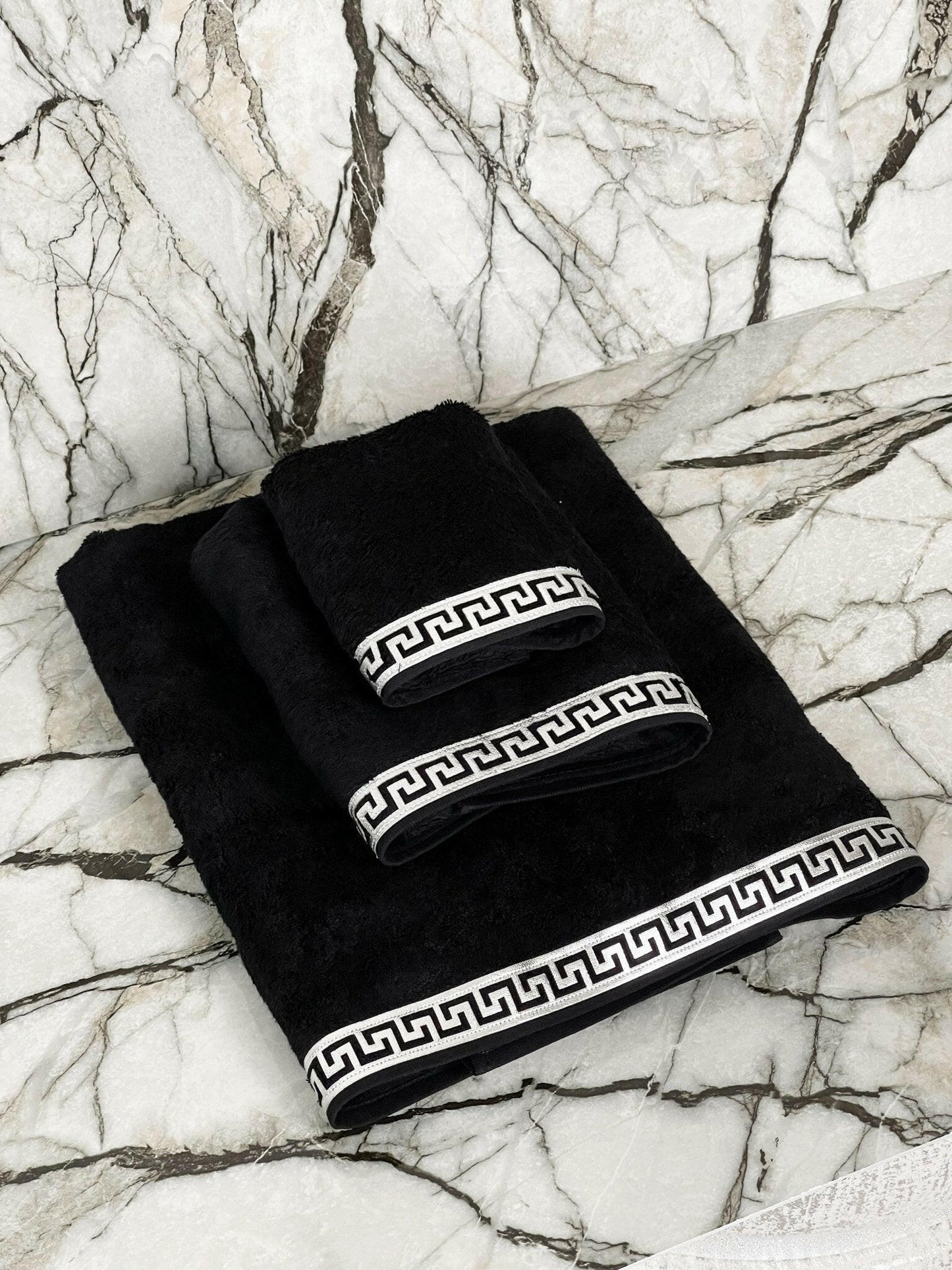 Anka Limited Edition Towel Set