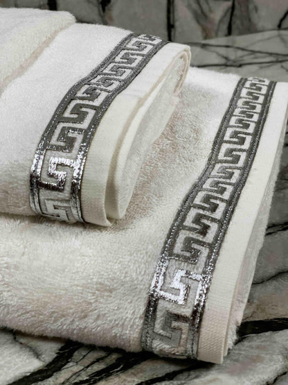 Anka Towel Set