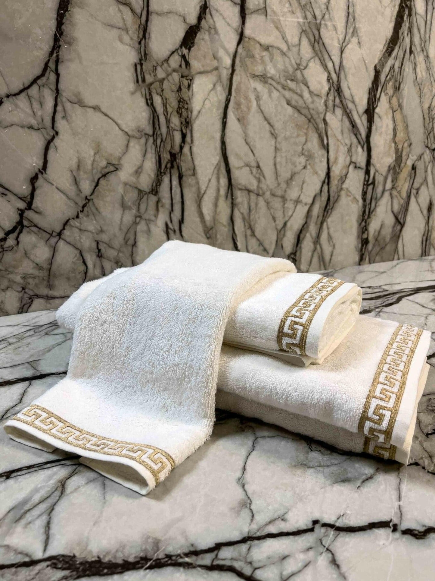 Anka Towel Set