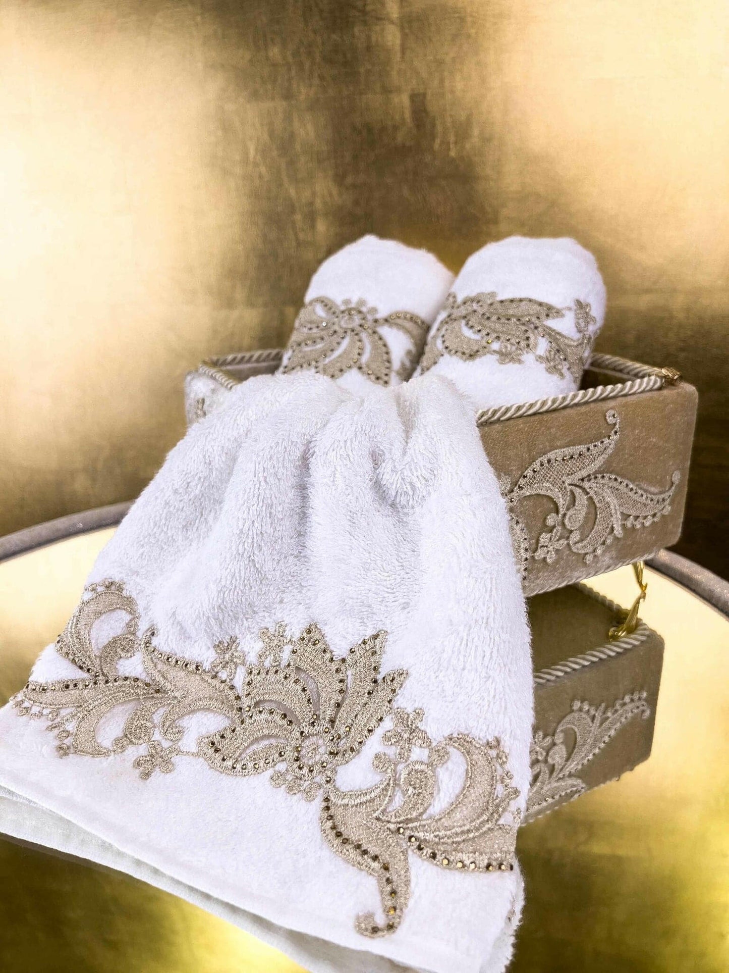 Ayla Gold Towel Box Set