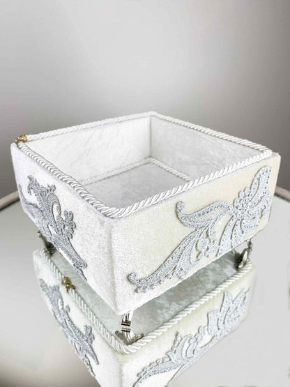 Ayla Silver Towel Box Set