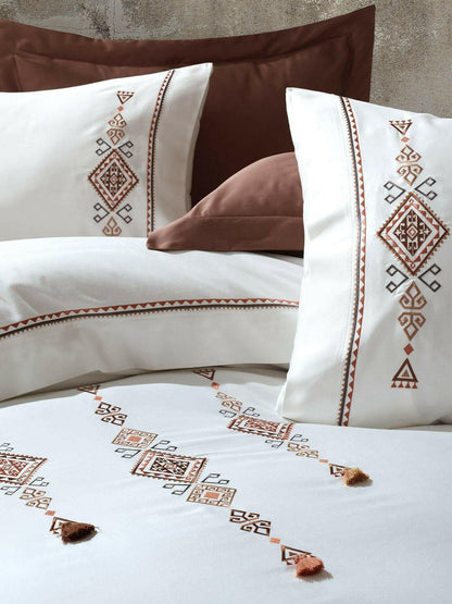 Dantela Tilbe - Embroidered Luxury Duvet Cover Set