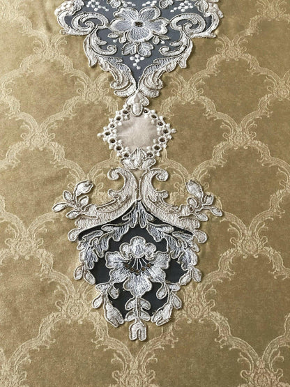 Demet Tablecloth Gold