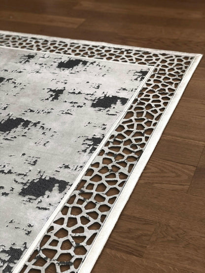 Esin Rug