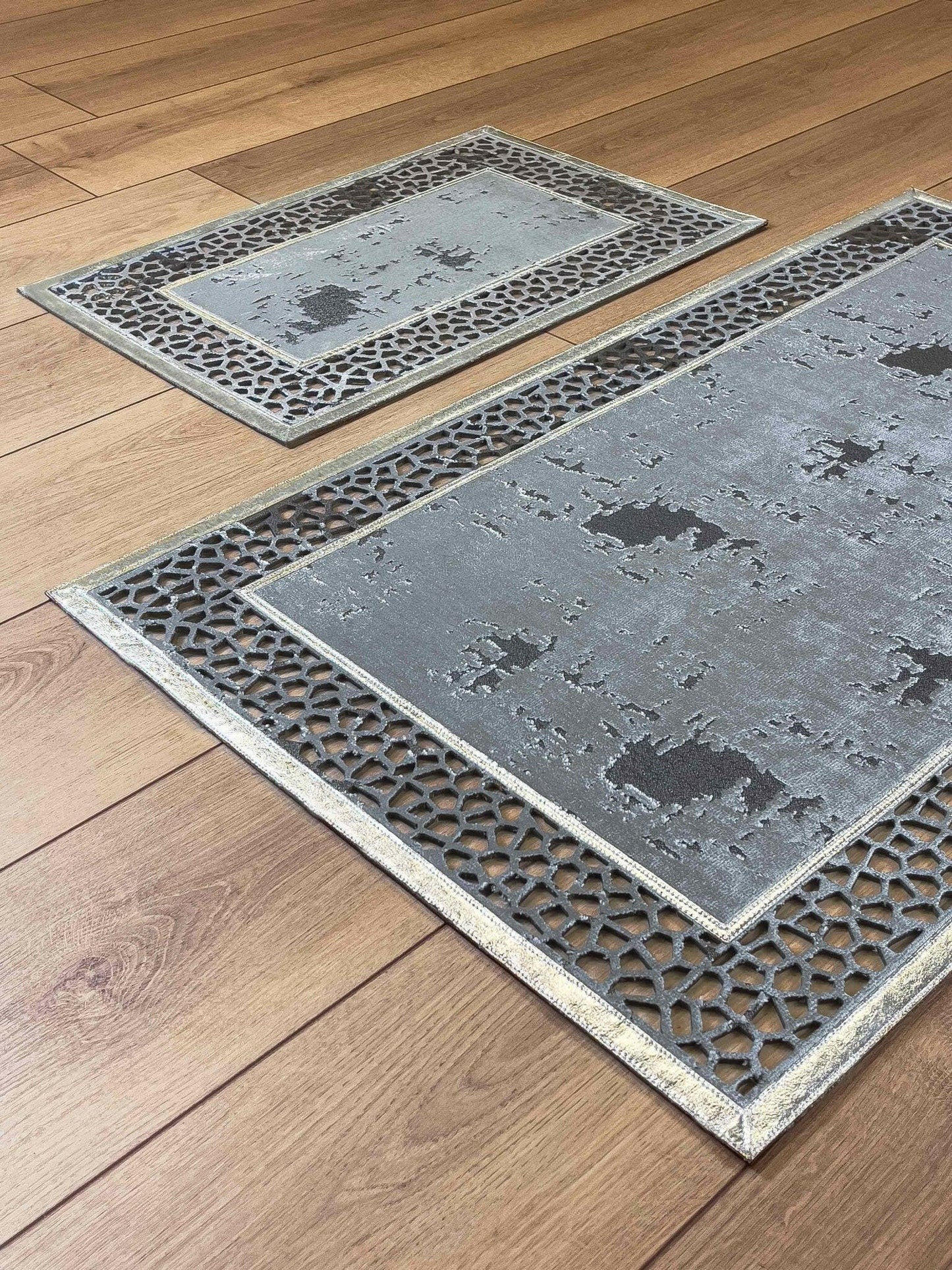 Esin Rug