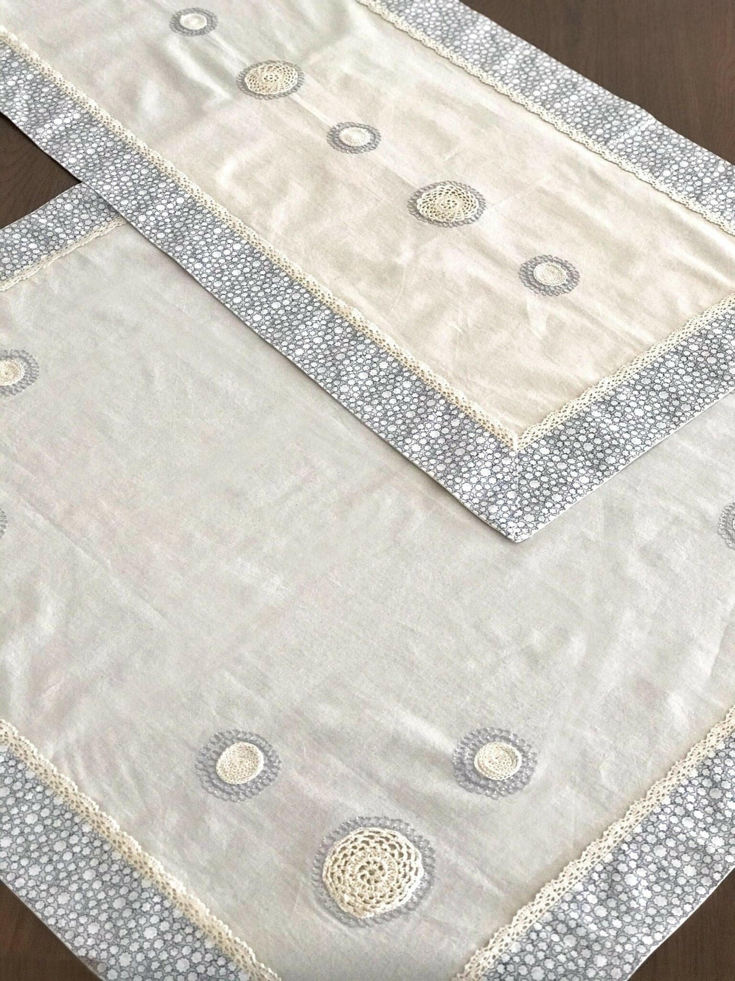 Esin Runner Set