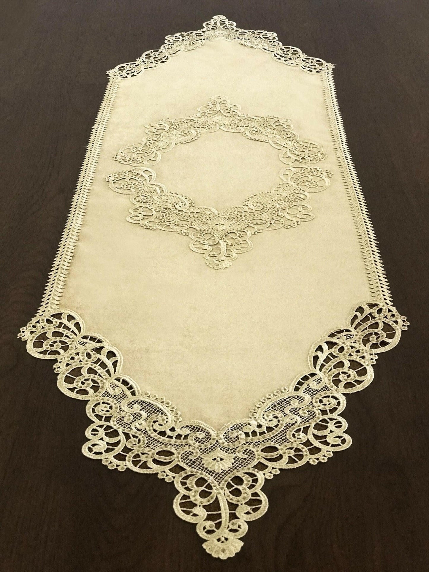 Esra Runner Set