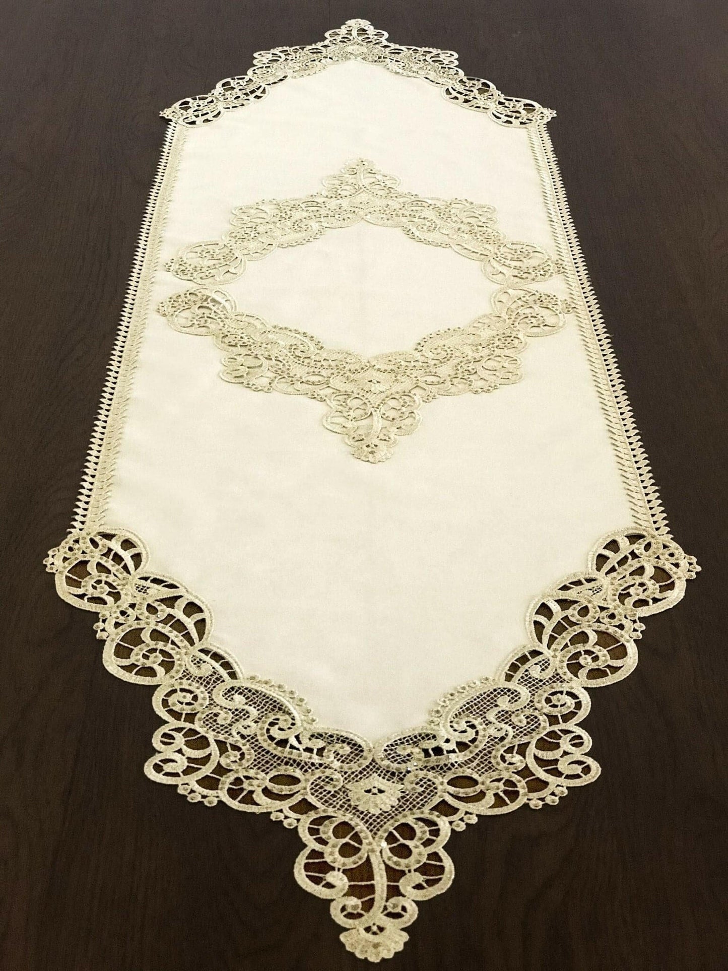 Esra Runner Set