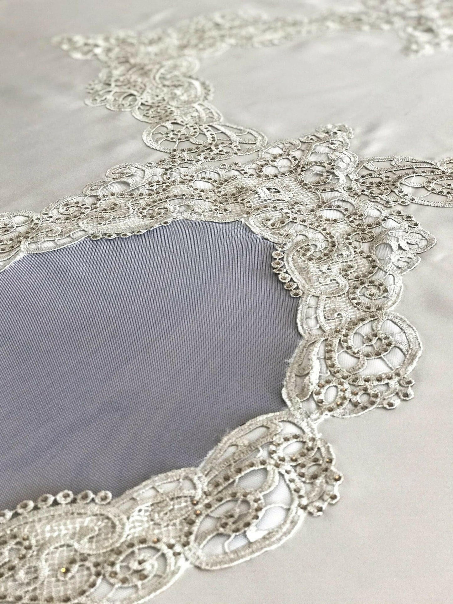 Esra Tablecloth