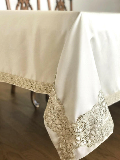 Esra Tablecloth