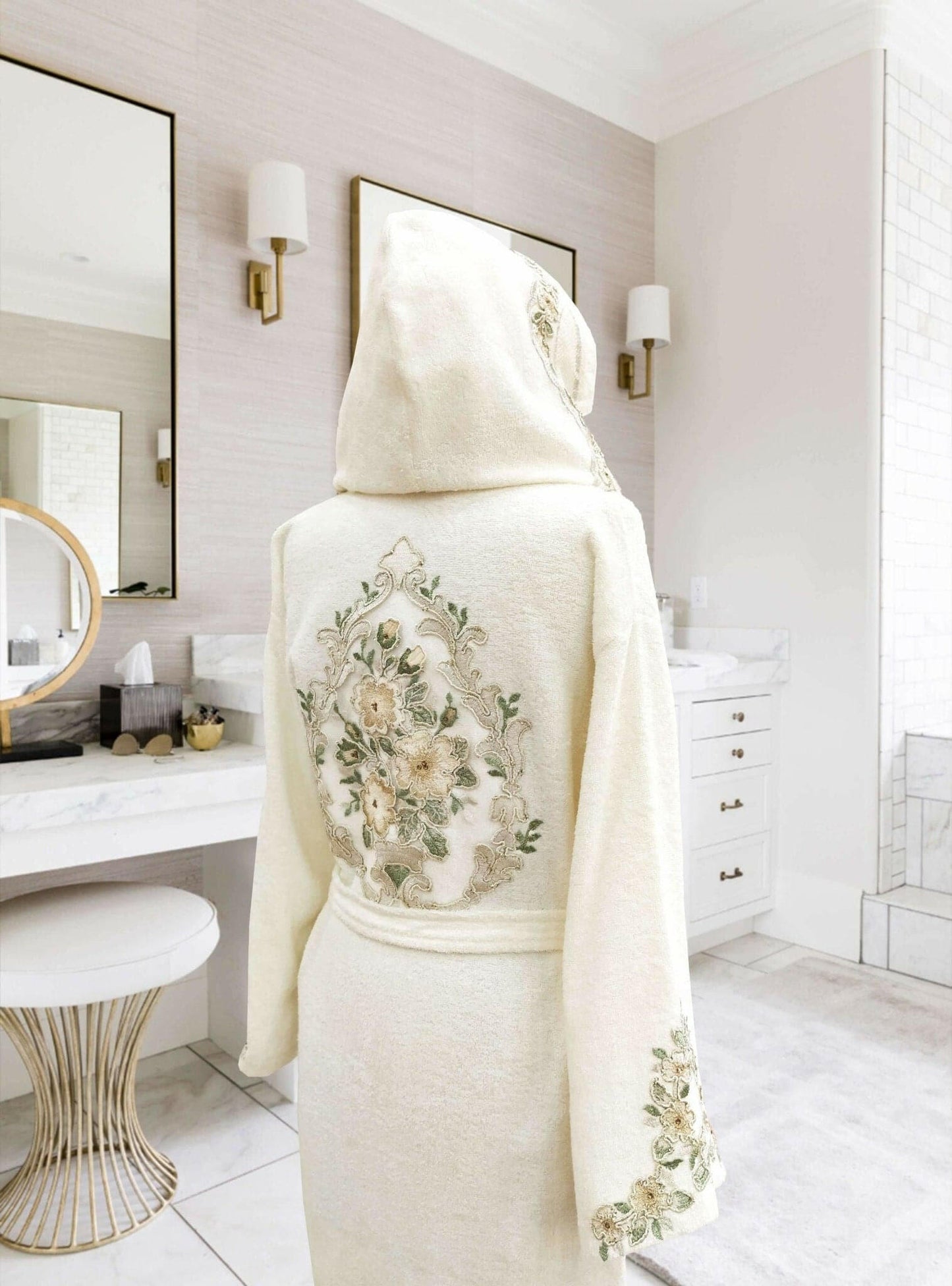Gelin Bathrobe