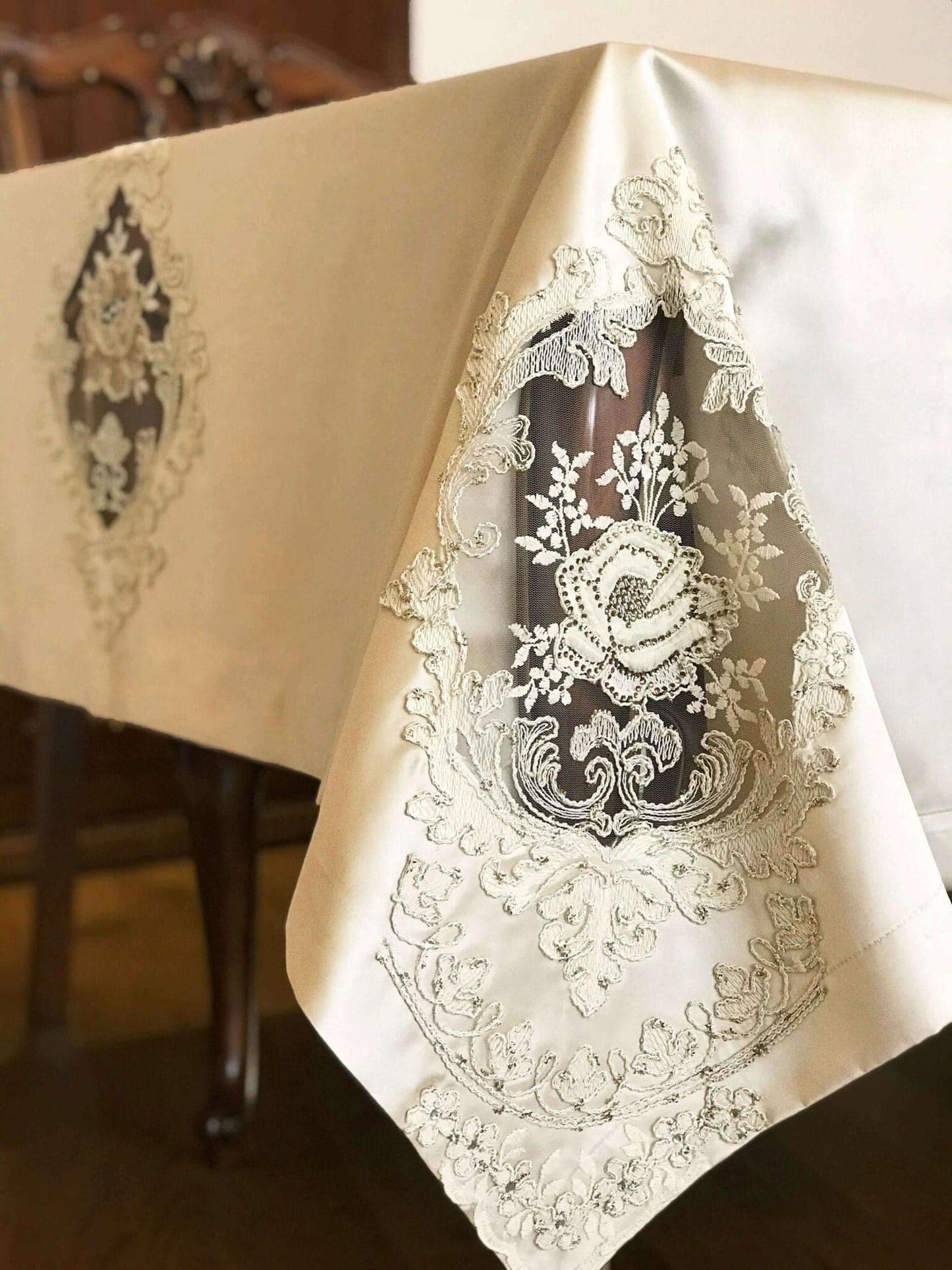 Gul Tablecloth