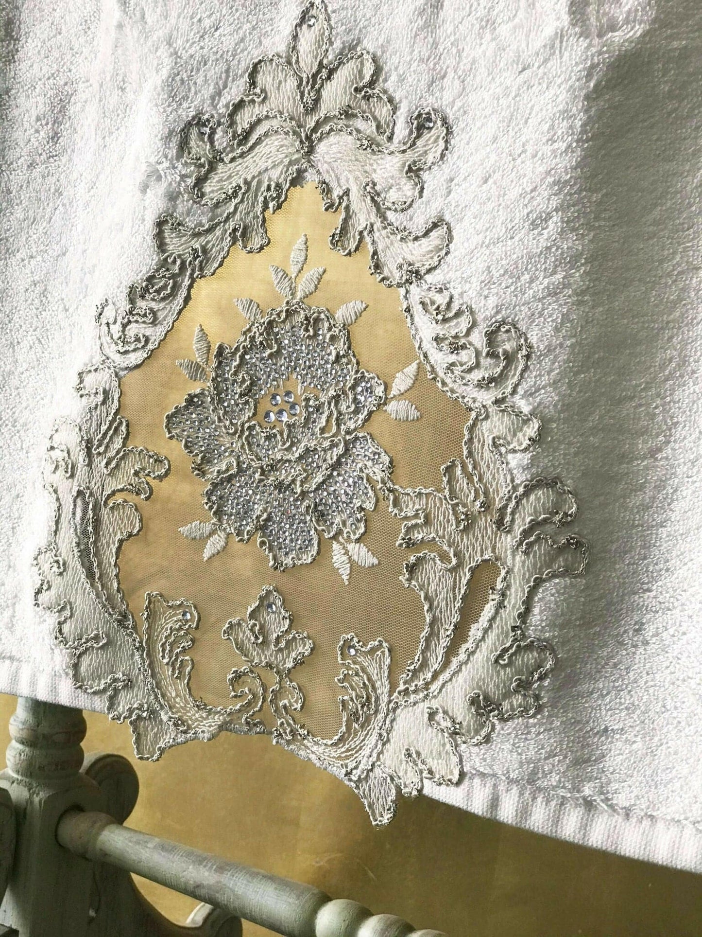 Gul Towel Set