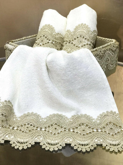Gunes Towel Box Set