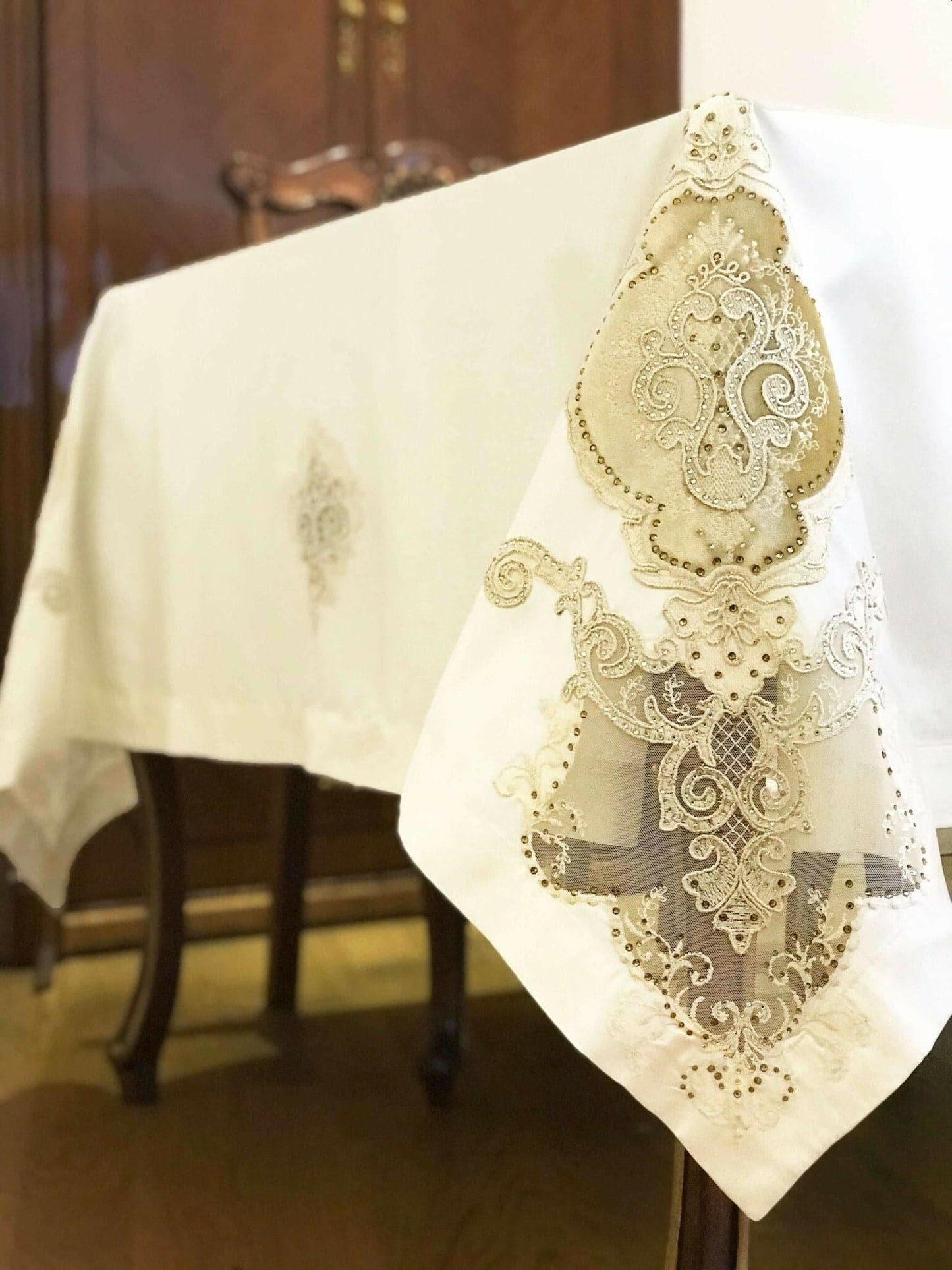 Idil Tablecloth