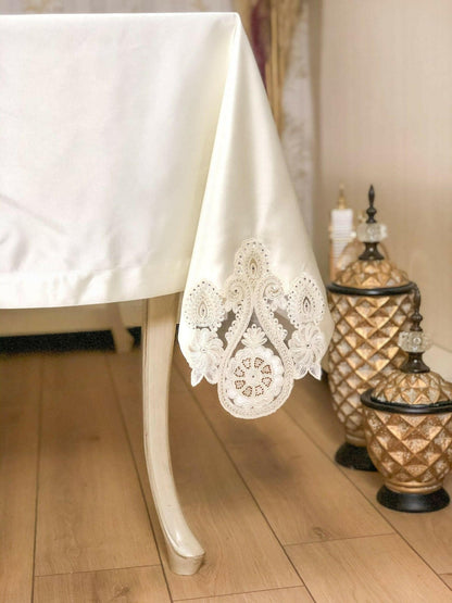 Inci Cream Tablecloth