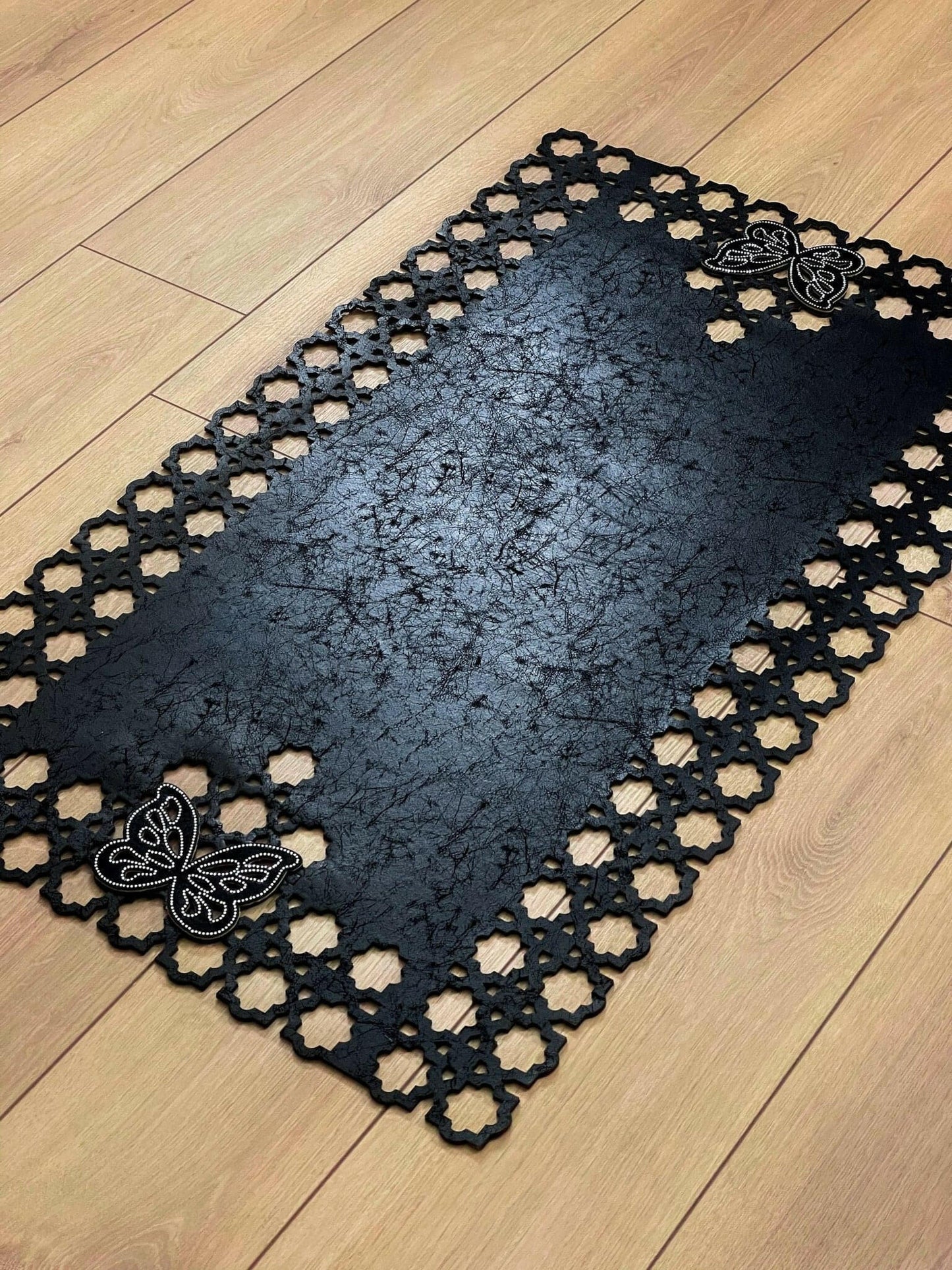 Kelebek Rug