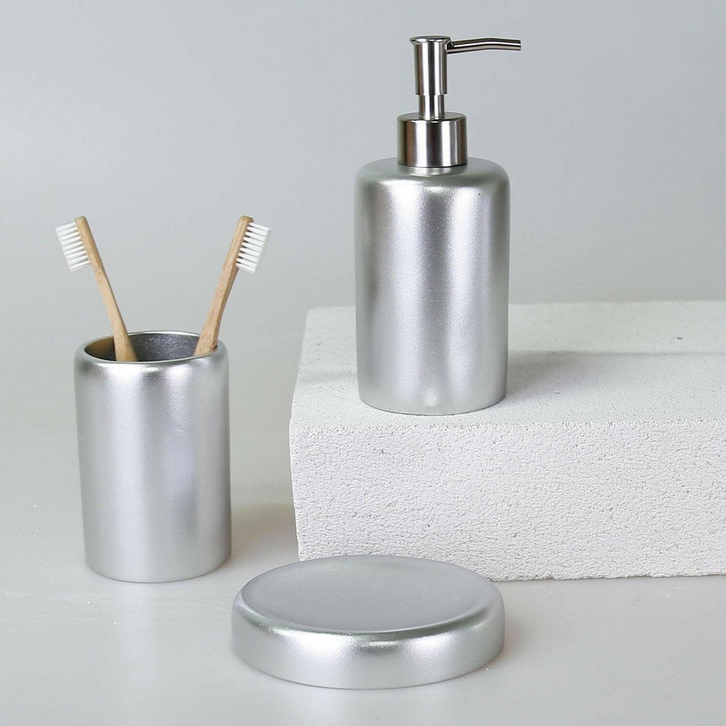 Lima Bathroom Set
