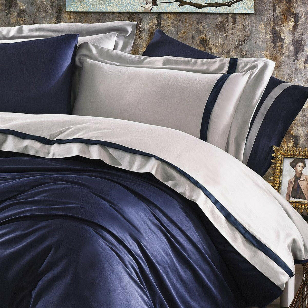 Mira Night Blue - Luxury Duvet Cover Set