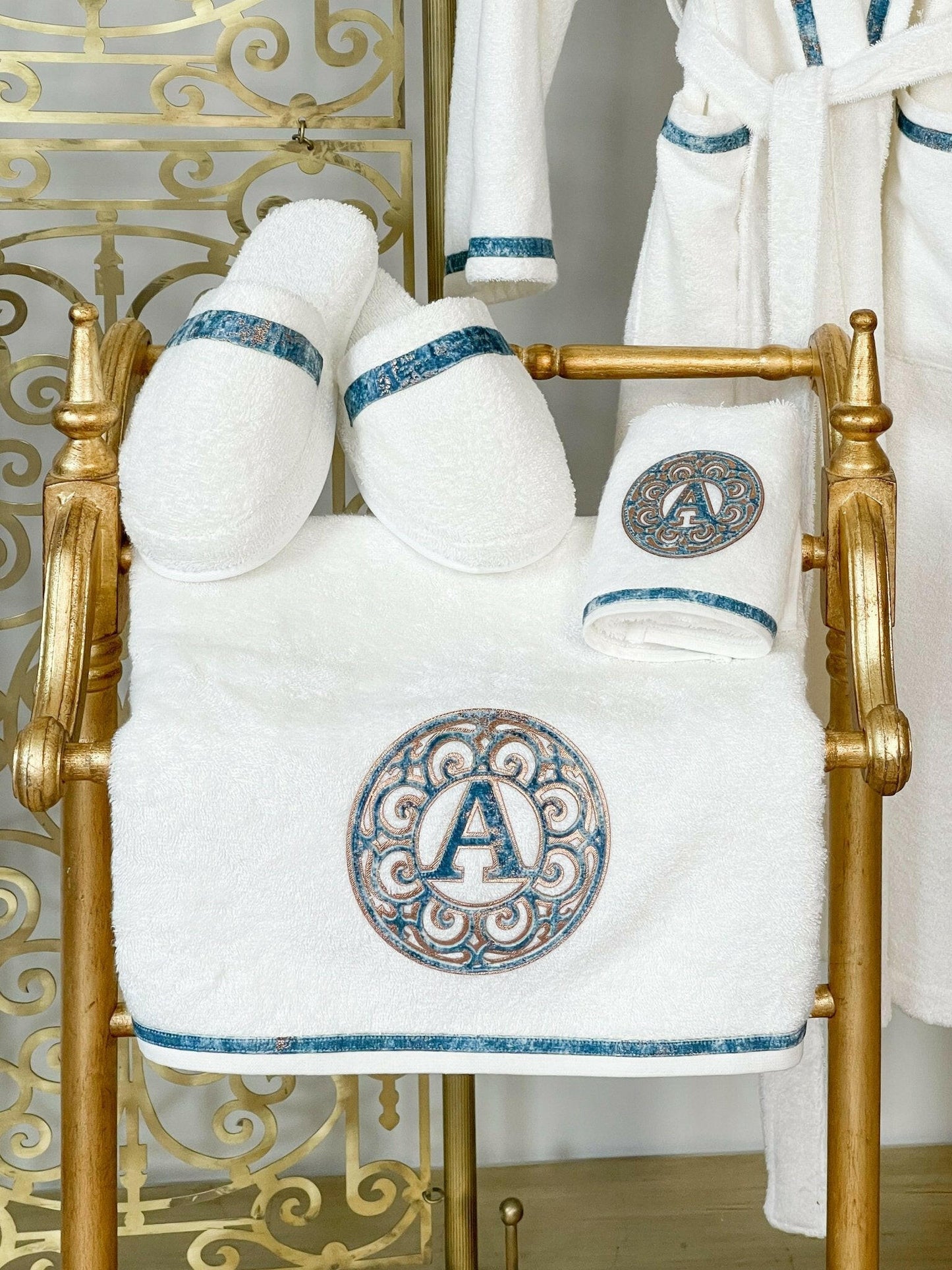 Personalized Initial Lyra Bathrobe (His)