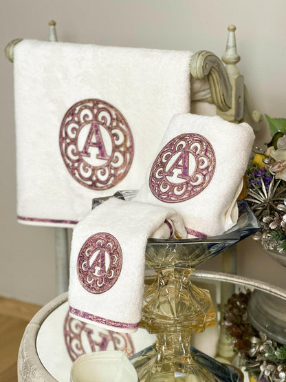Personalized Initial Lyra Towel Set