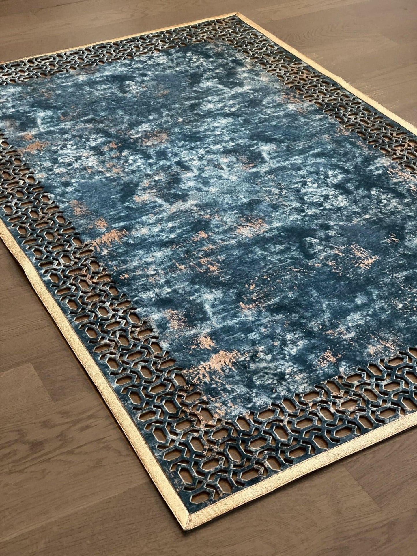 Petek Rug