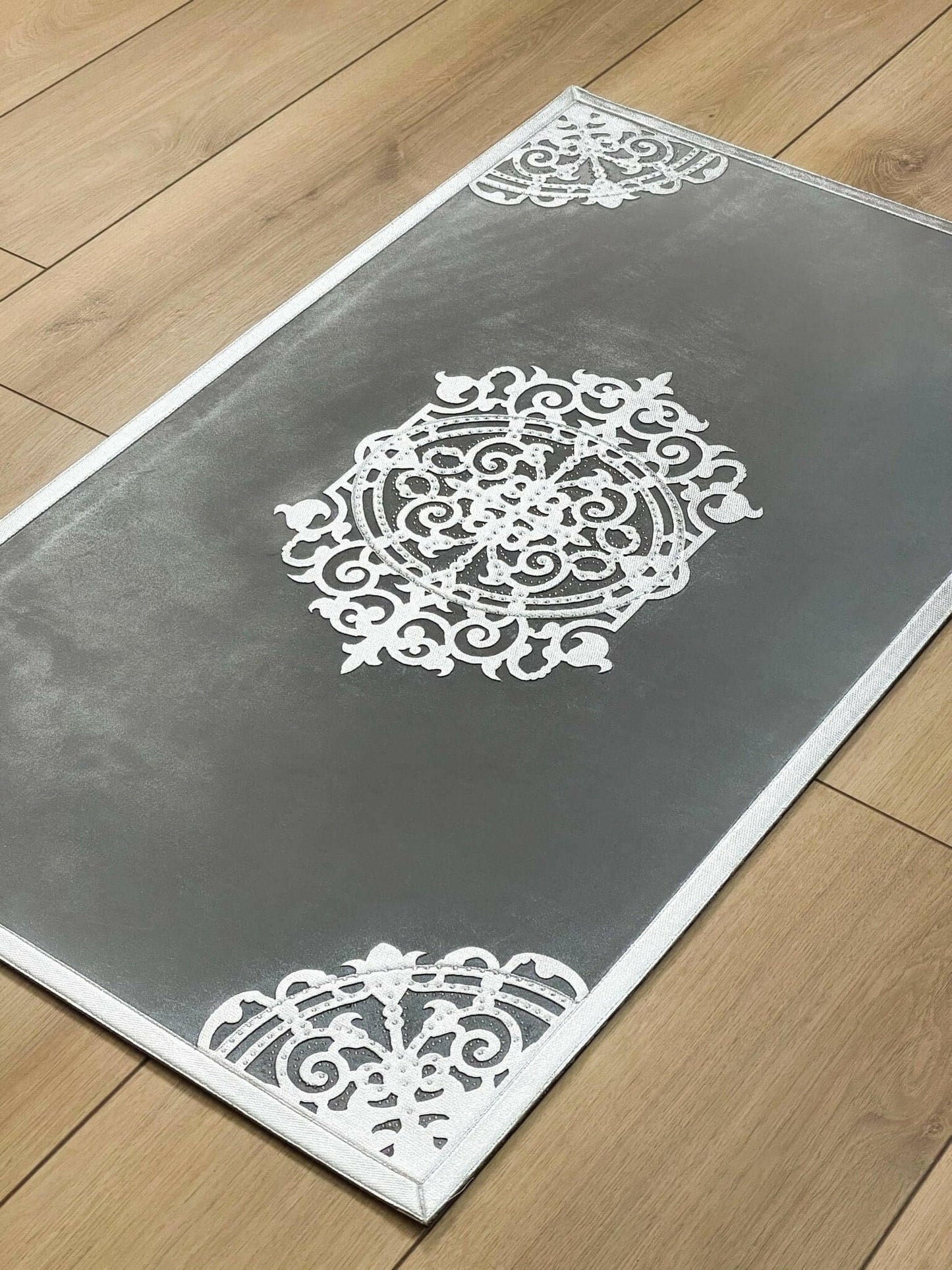 Ruya Rug