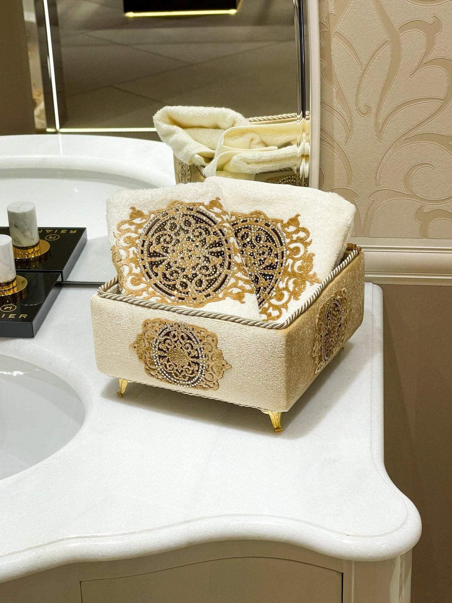 Ruya Towel Box Set