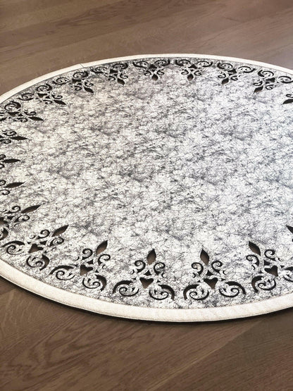 Sena Round Rug