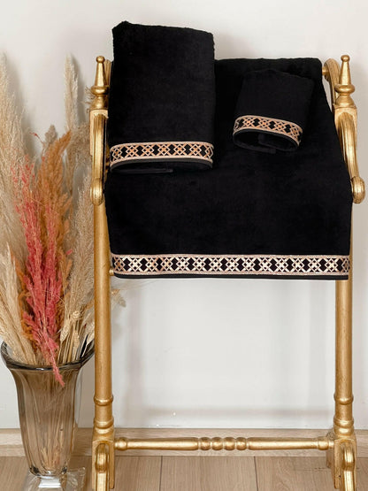 Tara Exclusive Towel Set