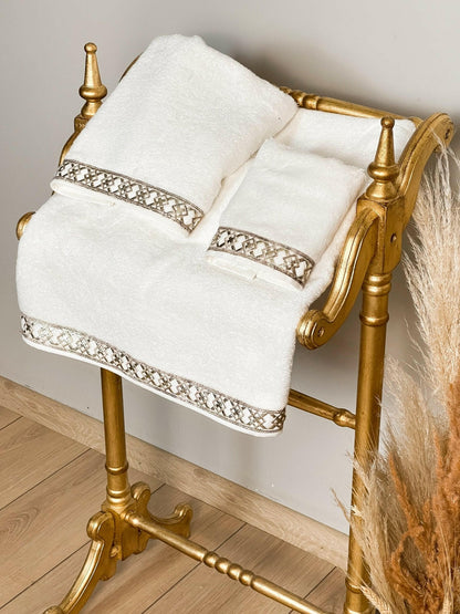 Tara Towel Set