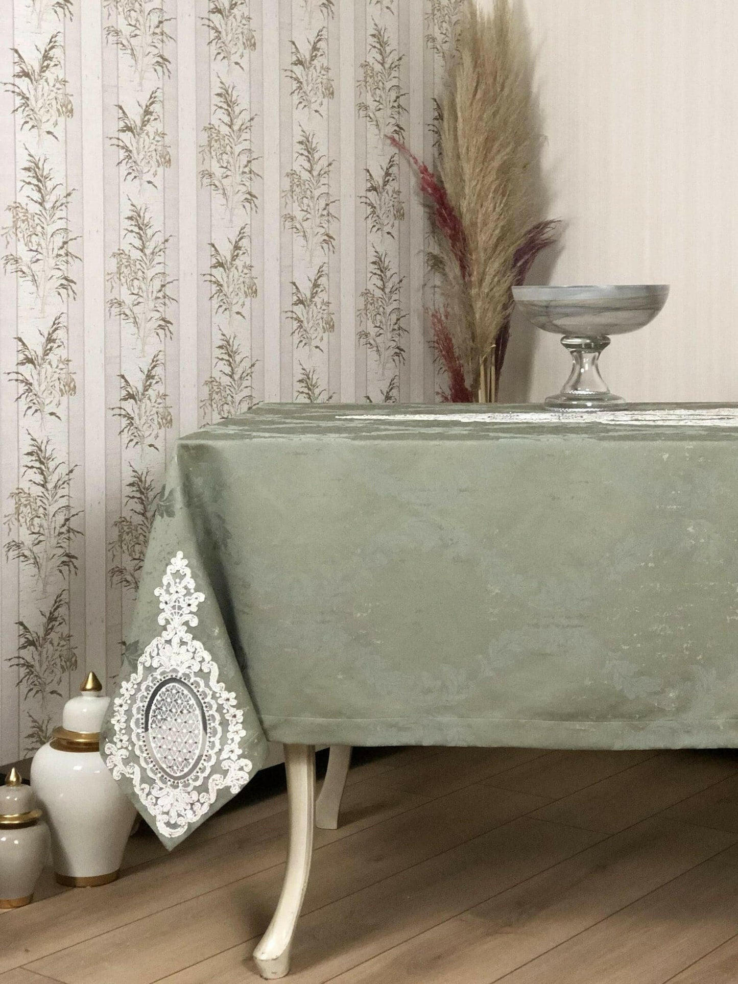 Yesim Oil Green Tablecloth
